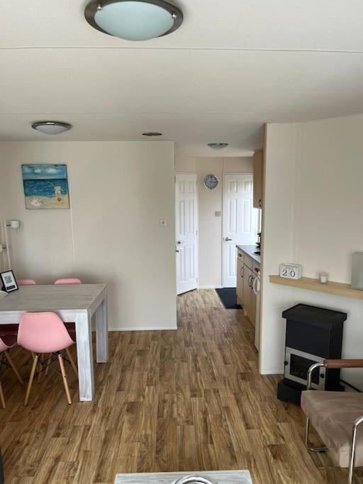 Chalet + Tiny House Nabij Strand Petten Ngoại thất bức ảnh