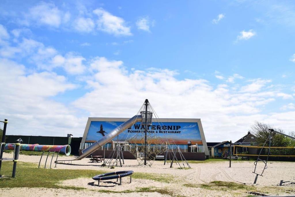 Chalet + Tiny House Nabij Strand Petten Ngoại thất bức ảnh